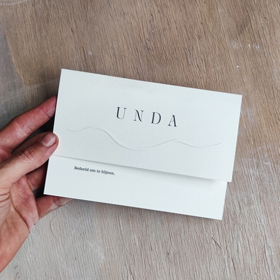 Atelier Daisy Poesen – ontwerp & drukwerk kaartjes met embossing