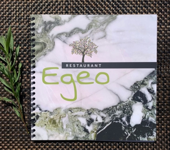 Grafisch ontwerp & print menukaart, wijnkaart, naamkaartjes restaurant Egeo